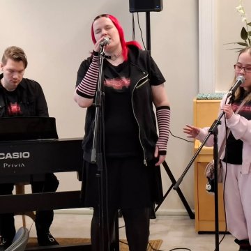 Lämmin kiitos keikasta upea Sydänbiitti! 💜